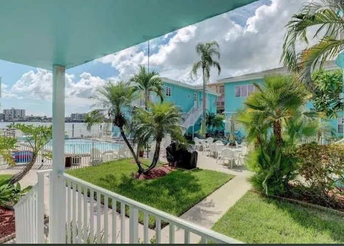 Mandalay Bay Aparthotel Clearwater Beach